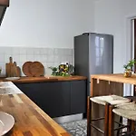 Casa Castelo, Unique Flat W Pool In Taviras Historical Centre Ταβίρα