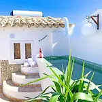 Casa Castelo, Unique Flat W Pool In Taviras Historical Centre * Ταβίρα
